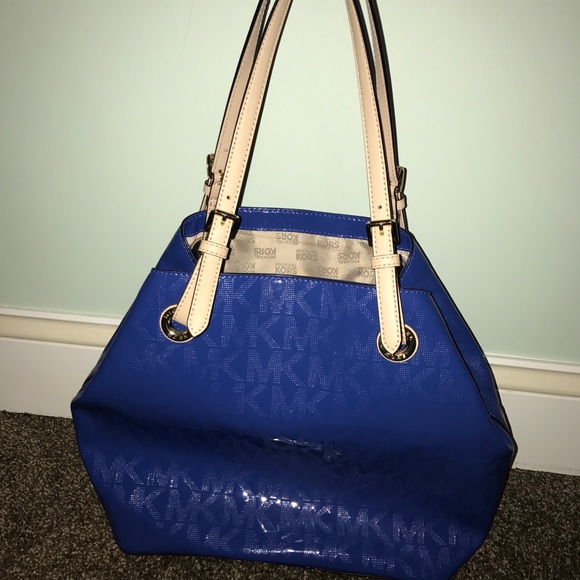 Michael Kors Handbag - Picture 6 of 6